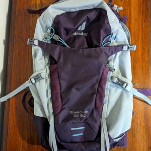 Purple Deuter 22 SL Speed Lite Lightweight Hiking Backpack